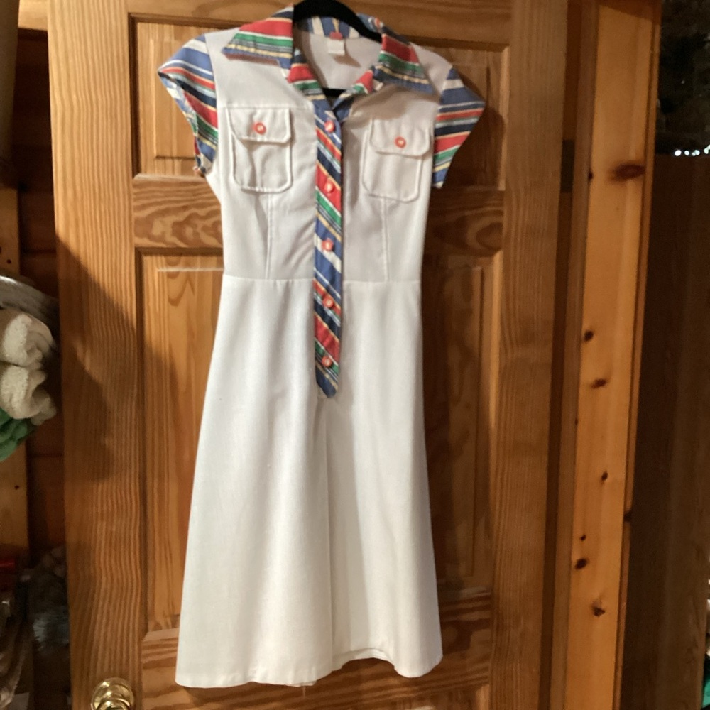 Junior/Women’s Vintage dress with bold accents